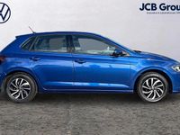 Used VW Polo Life 95 HP (69 kW) 2024 Blue Hatchback