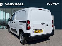Used Vauxhall Combo S 102 HP (75 kW) 2024 White MPV