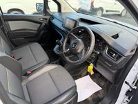 Used Renault Kangoo 95 HP (69 kW) 2024 White MPV