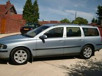 used Volvo V70 2.4