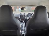 Used Smart ForFour Passion 2017 White Hatchback