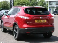 Used Nissan Qashqai N-TEC 115 HP (84 kW) 2016 Red SUV