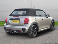 Begagnad Mini Cooper S Cabriolet Sport 189 HK (139 kW) 2019 Grå Cab