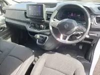 Novo Renault Trafic 2025 Branco Monovolume
