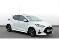 Used Toyota Yaris Design 113 HP (83 kW) 2021 White Hatchback