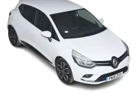 Used Renault Clio Play 75 HP (55 kW) 2019 White Hatchback