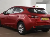 Used Mazda 3 120 HP (88 kW) 2014 Red Hatchback