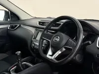 Used Nissan Qashqai N-Connecta 140 HP (102 kW) 2019 Grey SUV