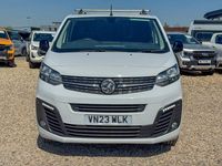 Used Vauxhall Vivaro 101 HP (74 kW) 2023 White MPV
