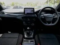 Used Ford Focus ST-Line 125 HP (91 kW) 2022 Silver Hatchback