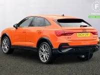 Używany Audi Q3 Black Edition 245 KM (180 kW) 2024 Pomarańczowy SUV