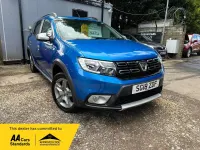 Usado Dacia Logan MCV Lauréate 2018 Azul Familiar