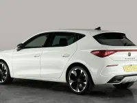 Used Cupra Leon 150 HP (110 kW) 2023 White Hatchback