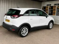 Used Vauxhall Crossland X 2019 White SUV