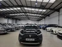 Używany Dacia Sandero Comfort 91 KM (66 kW) 2022 Czarny Hatchback