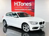 Used BMW 118 Comfort Edition 150 HP (110 kW) 2018 White Hatchback