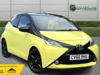Used Toyota Aygo X-cite 68 HP (50 kW) 2016 Yellow Hatchback