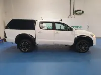 Used Toyota HiLux 144 HP (105 kW) 2013 White Pickup
