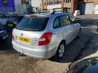 Usado Skoda Fabia SE 2011 Prateado Carrinha