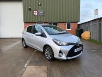 Used Toyota Yaris 99 HP (72 kW) 2015 Silver Hatchback