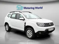Used Dacia Duster Comfort 90 HP (66 kW) 2022 White SUV