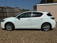 Used Lexus CT200h 2016 White Hatchback