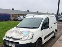 Used Citroën Berlingo 75 HP (55 kW) 2013 White MPV