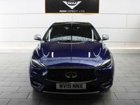 Used Infiniti Q30 Luxe 122 HP (89 kW) 2019 Blue Hatchback