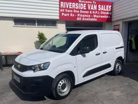 Usado Peugeot Partner Premium 131 HP (96 kW) 2024 Branco Monovolume