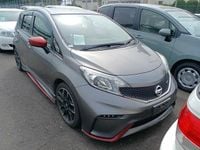 Begagnad Nissan Note Nismo 2025 Grå Halvkombi