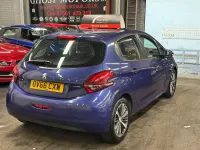 Used Peugeot 208 Active 80 HP (58 kW) 2016 Blue Hatchback