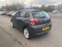 Usado Citroën C3 SELECTION 82 HP (60 kW) 2014 Cinzento Citadino