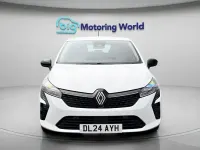 Used Renault Clio Evolution 143 HP (105 kW) 2025 Hatchback