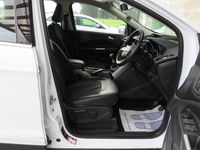 Used Ford Kuga Zetec 150 HP (110 kW) 2018 White SUV