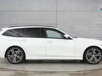 Used BMW 320 M Sport 181 HP (133 kW) 2024 White Estate