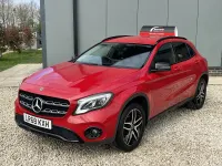 Usado Mercedes GLA180 Urban 122 HP (89 kW) 2018 Vermelho SUV