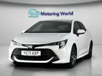 Used Toyota Corolla Design 122 HP (89 kW) 2021 White Hatchback