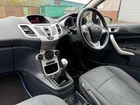 Used Ford Fiesta Zetec 2012 Blue Hatchback