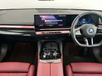 Usado BMW i5 M Sport 246 kW (335 CV) 2023 Gris Berlina