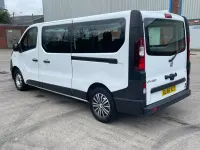 Used Vauxhall Vivaro S 120 HP (88 kW) 2018 White MPV