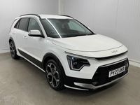 Used Kia Niro 2023 White SUV