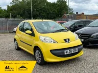 Used Peugeot 107 68 HP (50 kW) 2008 Yellow Hatchback