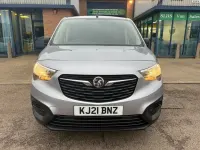 Second-hand Vauxhall Combo Edition 100 CP (73 kW) 2021 Gri Van