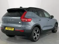 Usado Volvo XC40 R-Design 257 CV (189 kW) 2021 Gris SUV
