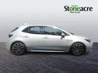 Used Toyota Corolla Design 184 HP (135 kW) 2021 Silver Hatchback