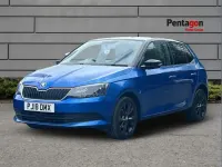Used Skoda Fabia Colour Edition 94 HP (69 kW) 2018 Blue Hatchback