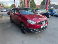 Used Nissan Qashqai N-TEC 110 HP (80 kW) 2011 Red SUV