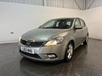 Used Kia Ceed 89 HP (65 kW) 2012 Silver Hatchback