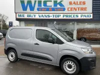 Used Citroën Berlingo 100 HP (73 kW) 2023 Grey MPV