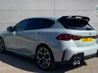 Usado BMW M135 Shadowline 296 CV (217 kW) 2025 Gris Utilitario